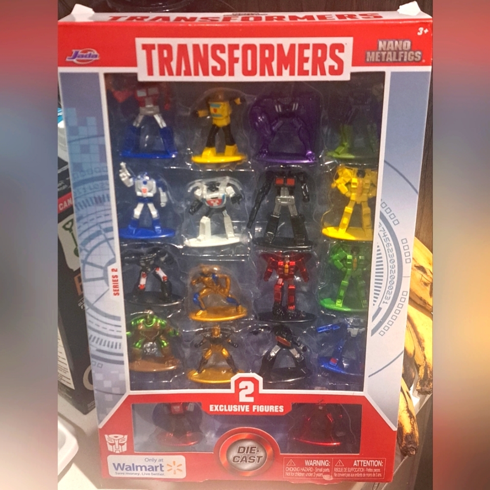 Brand New Die Cast Nano Metallic TRANSFORMERS 18piece miniature figurines